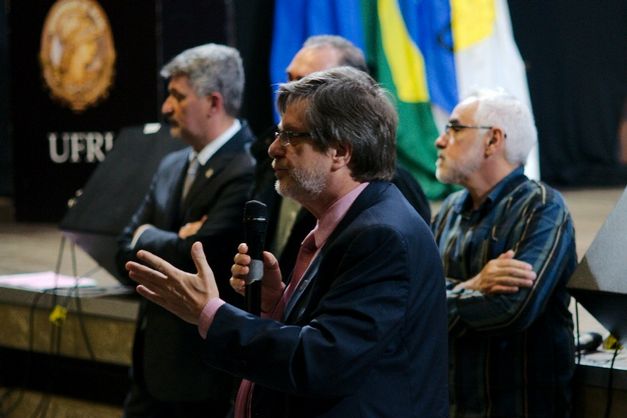 UFRJ pede apoio ao MEC para recuperar áreas devastadas pelo incêndio
