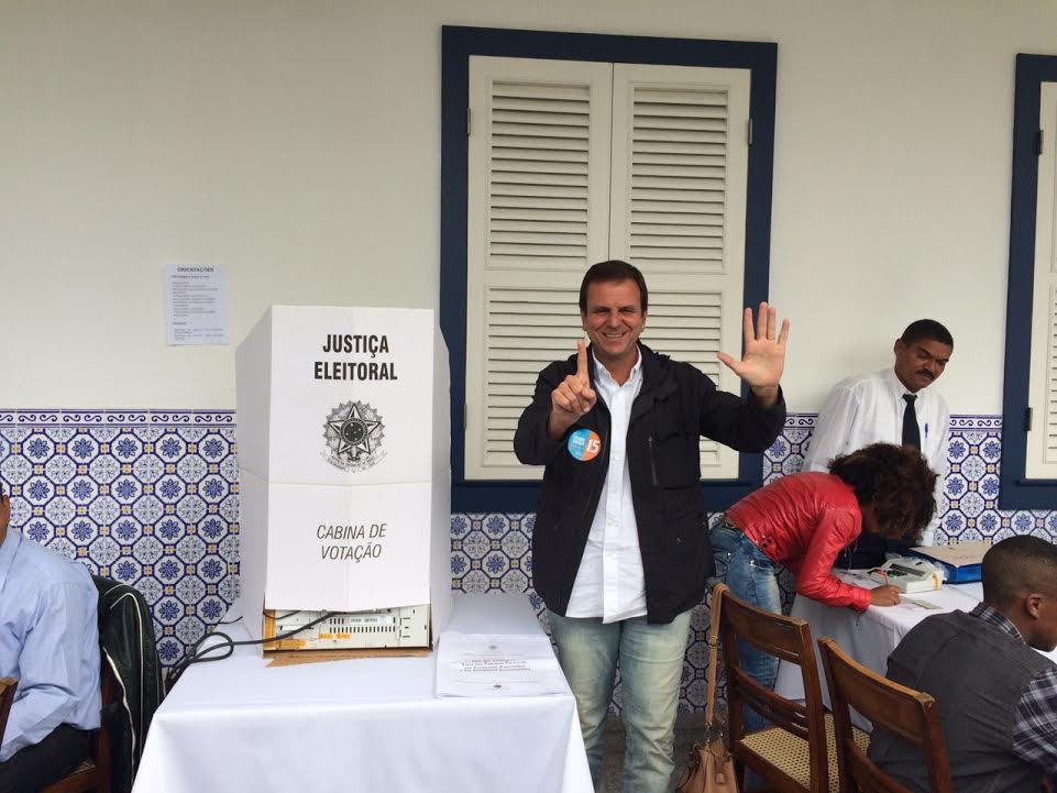 Eduardo Paes se diz otimista e vê Pedro Paulo no 2º turno