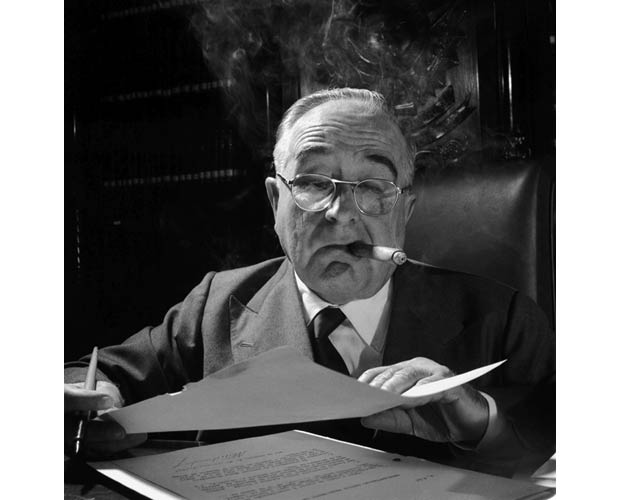 Nova lei proíbe que 2 endereços homenageiem a mesma pessoa no Rio