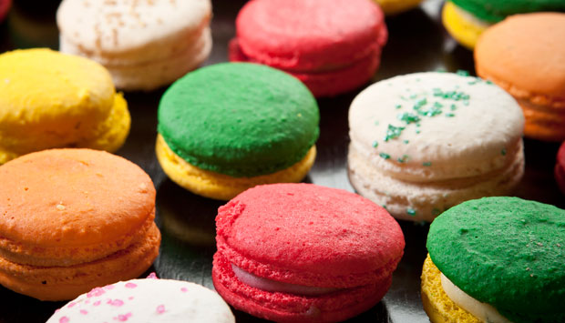 Na confeitaria da Avenida Nossa Senhora de Coapcabana, prove os diversos sabores de macarrons à disposição<br> Na confeitaria da Avenida Nossa Senhora de Coapcabana, prove os diversos sabores de macarrons à disposição<br>