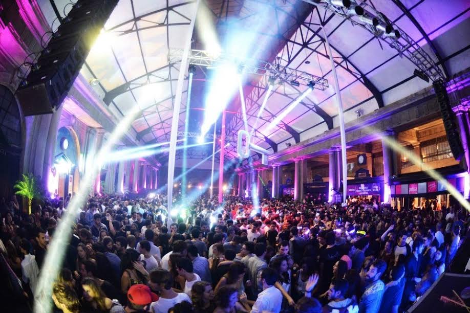 Um roteiro das melhores festas da semana