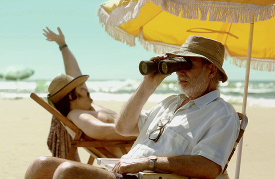 Equilibrando humor e drama, Sr. Kaplan surpreende