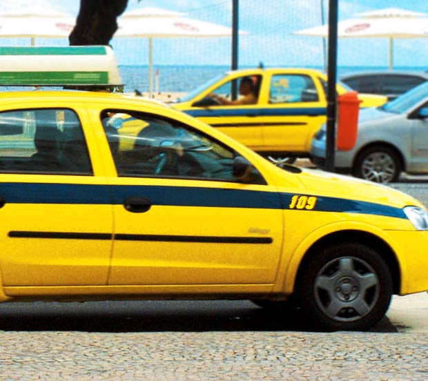 Táxis terão a tarifa reajustada a partir de janeiro