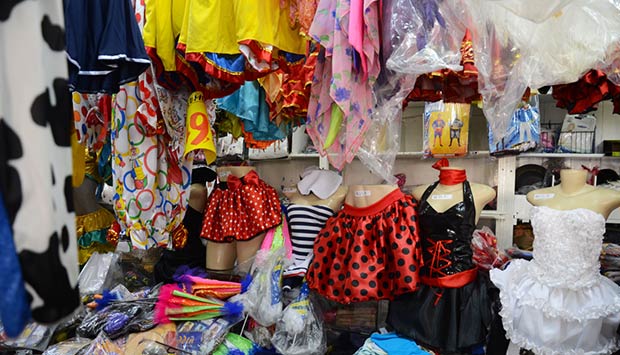 Procon alerta: preços de itens para o Carnaval podem variar até 140%