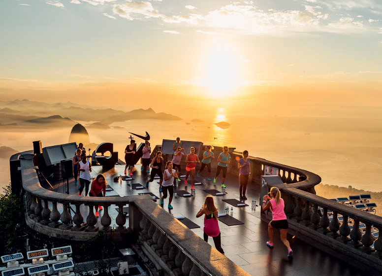 Malhação no mirante do Cristo Redentor: a aula ensaiada lançou nova coleção da Nike