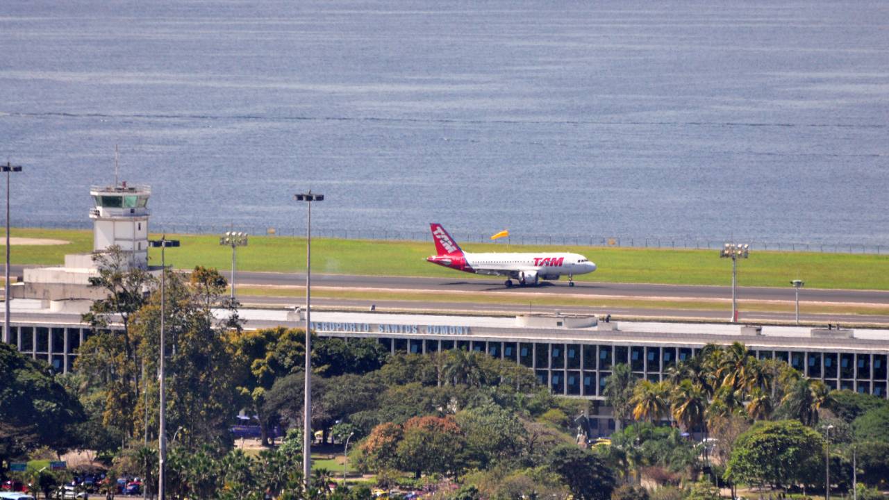 Santos Dumont: aeroporto vai abrir uma hora mais cedo, às 4h