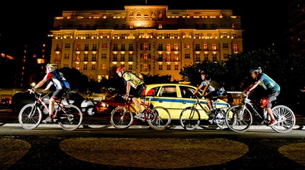 Cariocas e turistas se rendem às bicicletas para circular pelo Rio