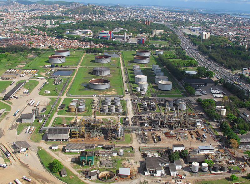 Refinaria de Manguinhos corre o risco de ser fechada