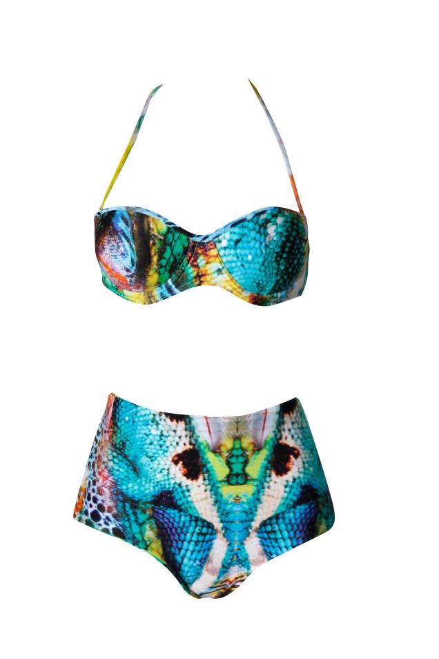 Biquíni com hot pants da Blue Man - R$300 Biquíni com hot pants da Blue Man - R$300