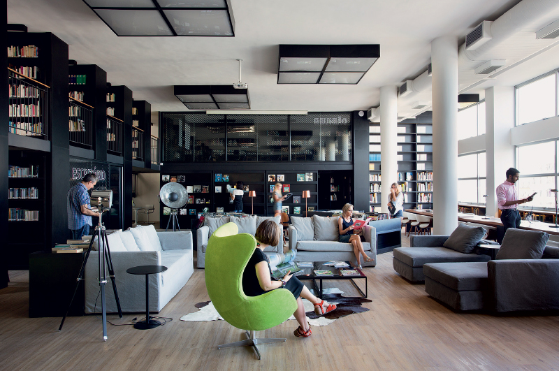 Antiga biblioteca da Casa da Europa é transformada em espaço cultural