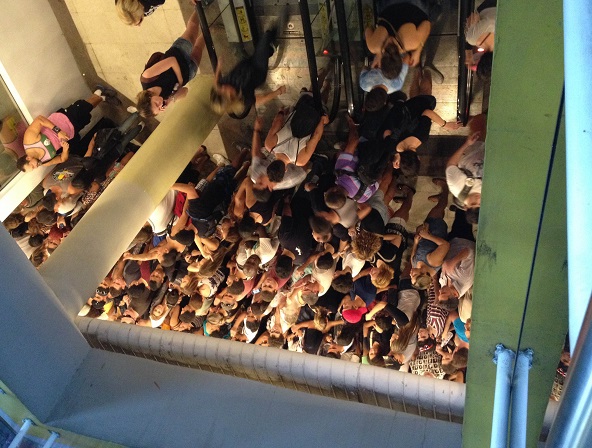 Terminal Alvorada se transforma em caos no primeiro dia de Rock in Rio