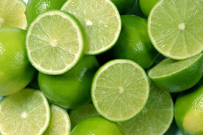 Dez alimentos detox para desinchar após o Carnaval