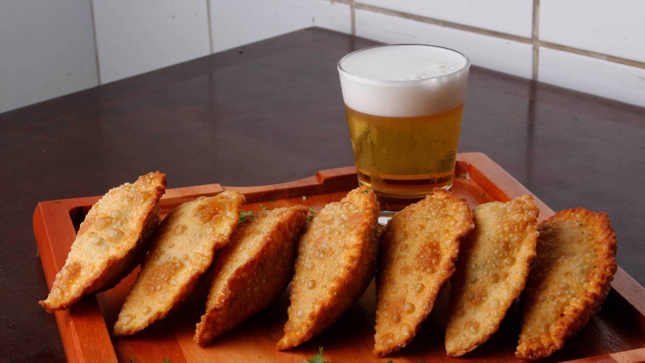 Bar do Adao - Pastel com Chopp (1)