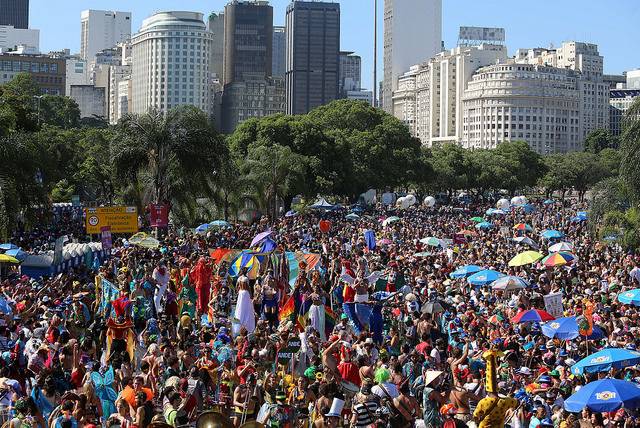 Blocos promovem pré-Carnaval no Centro neste domingo (7)
