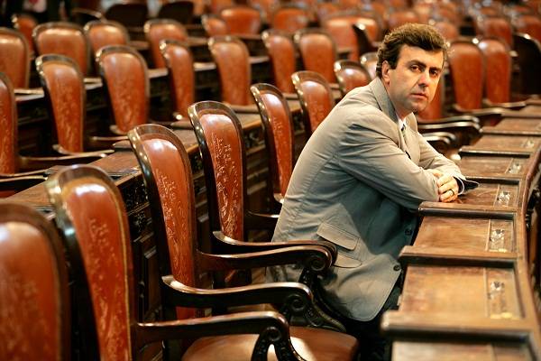 Freixo denuncia pedaladas fiscais de Cabral e Pezão