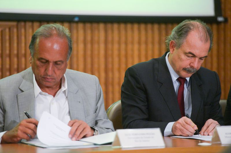 Rio assume pacto para alfabetizar crianças até 8 anos de idade