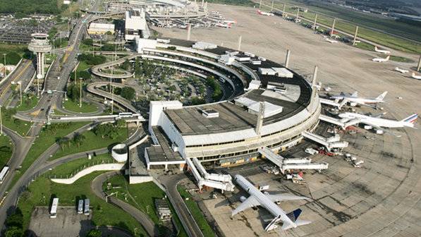 Galeão e Santos Dumont perdem posições no ranking dos aeroportos