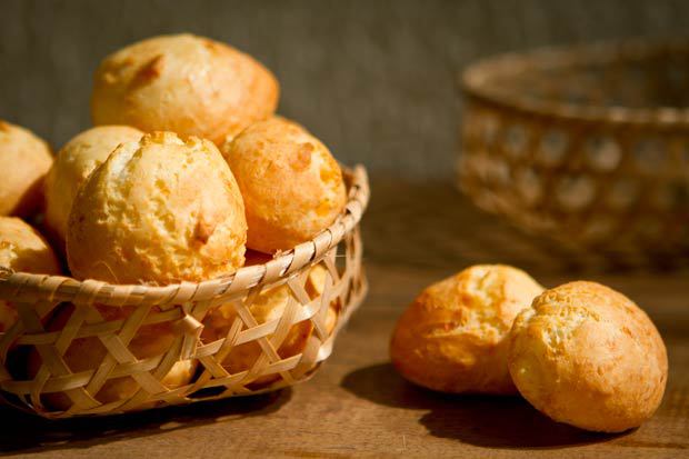 Sete lugares que preparam um bom pão de queijo