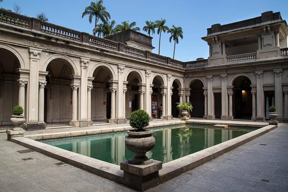 Parque Lage promove aula de desenho de pulgas