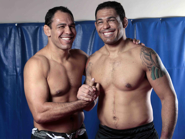 Em ONG, Minotauro treina Jiu-Jitsu com crianças especiais