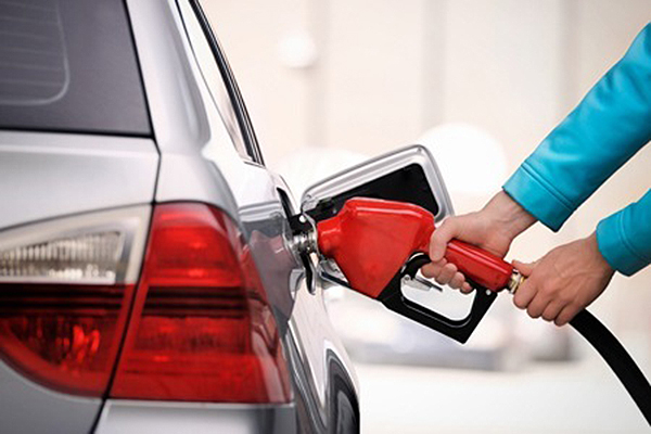 Posto vende gasolina livre de impostos nesta terça (2)