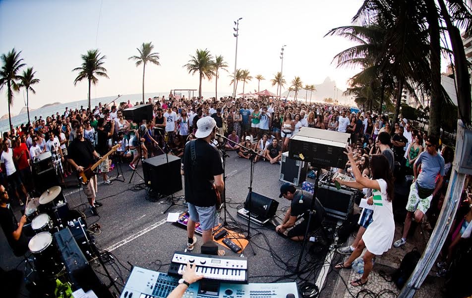 Dia da Rua leva shows gratuitos à orla da Zona Sul