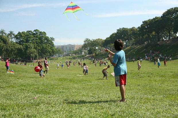 Primavera de atividades esportivas e recreativas ao ar livre