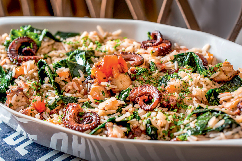 Arroz de polvo com brócolis: sugestão de prato principal Arroz de polvo com brócolis: sugestão de prato principal