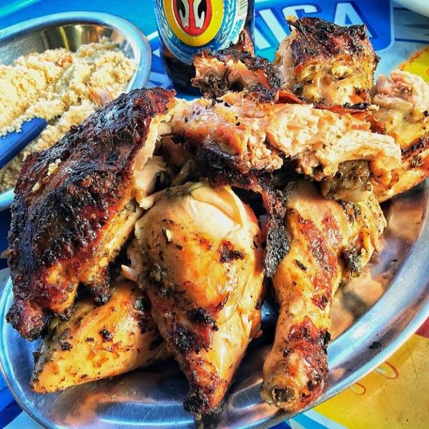 Frango do Rex: tradição tijucana Frango do Rex: tradição tijucana