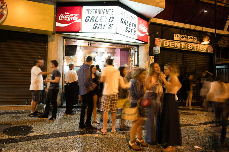 Galeto Sats - Cenário gastronômico frequente na obra do escritor