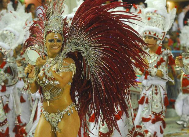 Carnaval: TV Globo ainda aguarda OK da Liesa para desfiles em julho
