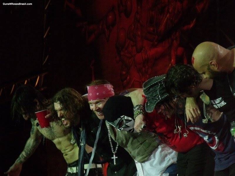 Agradecimento aos f&atilde;s em show no Rio de Janeiro, em 2010, na Apoteose<br>