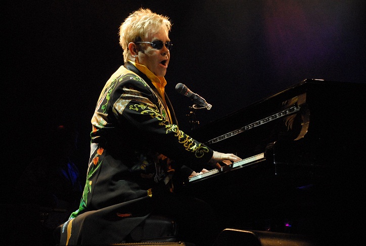 O cantor em seu show na Praça da Apoteose, no Sambódromo, em 2009<br>