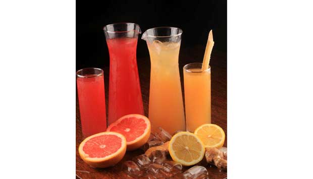 O tantra tem como ingredientes caldo de cana, suco de limão siciliano, gengibre e vodca<br> O tantra tem como ingredientes caldo de cana, suco de limão siciliano, gengibre e vodca<br>