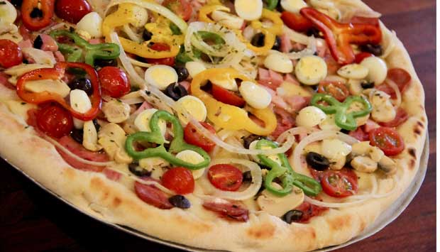 Desconto especial de 15% no bufê. Entre os sabores, portuguesa (foto).<br> Desconto especial de 15% no bufê. Entre os sabores, portuguesa (foto).<br>