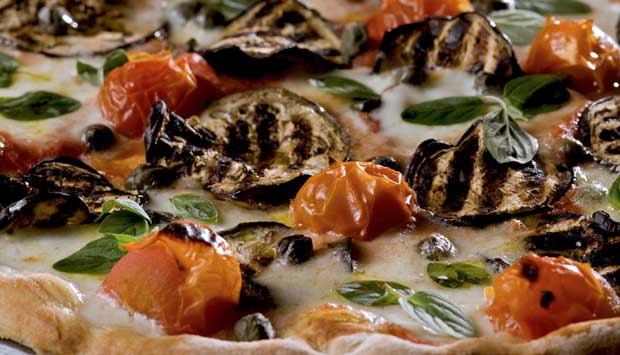 Massa de fermentação prolongada: mais leveza e sabor.<br> Massa de fermentação prolongada: mais leveza e sabor.<br>