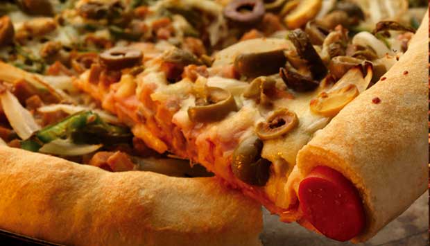 Borda de cachorr-quente é a novidade para o Dia da Pizza<br> Borda de cachorr-quente é a novidade para o Dia da Pizza<br>