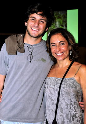 Justiça condena pai e filho envolvidos na morte do caçula da apresentadora Cissa Guimarães, Rafael Mascarenhas. “Pai que deseduca o filho vai preso”, desabafa Cissa