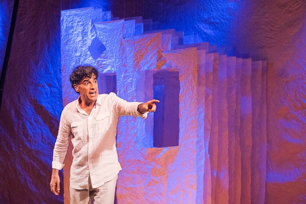 Teatro PetraGold terá peças com apenas um espectador na plateia