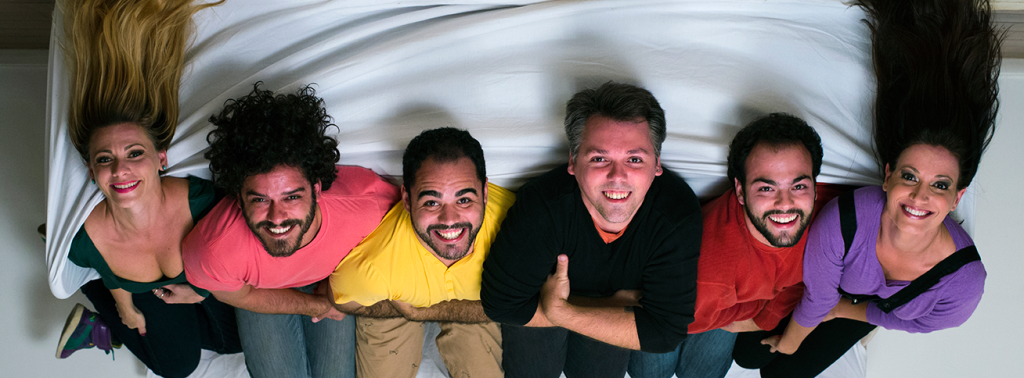 Atores tiram sarro de Wolf Maya em vídeo sobre as lendárias festinhas na casa do diretor