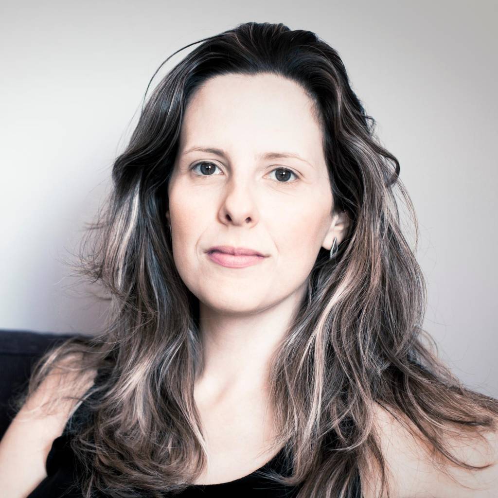 Tati Bernardi, roteirista de Meu Passado Me Condena, lança livro com dicas pós-sexo para os homens