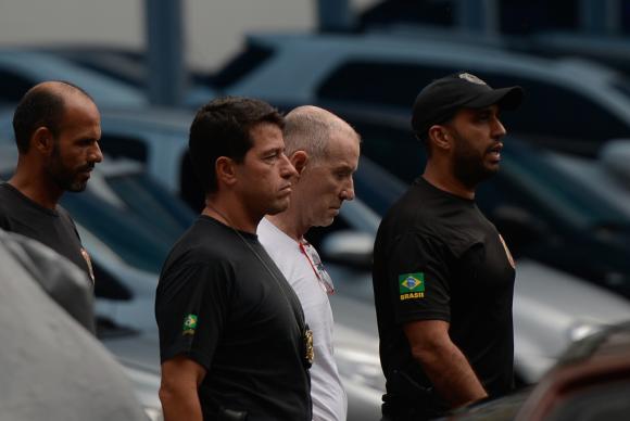 Eike Batista é solto e vai cumprir prisão domiciliar no Rio