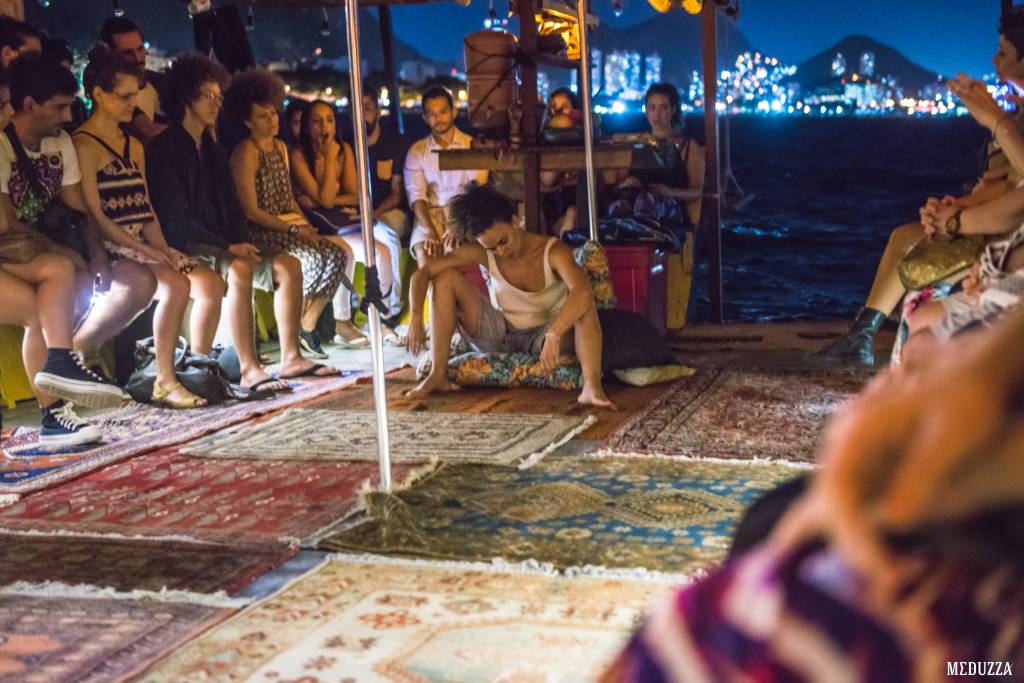 Álamo Facó dirige peça em alto mar