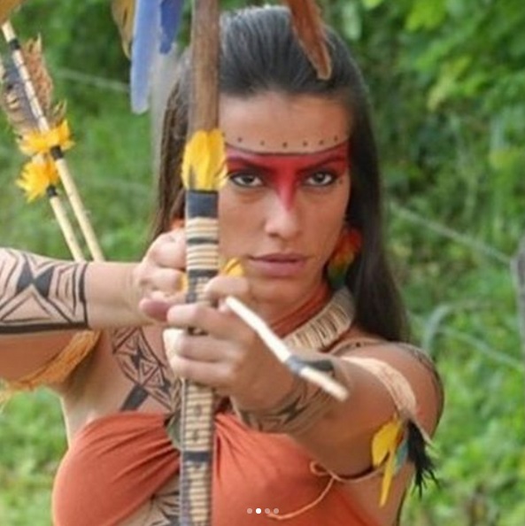 Gloria Pires e as filhas fazem campanha pelos índios