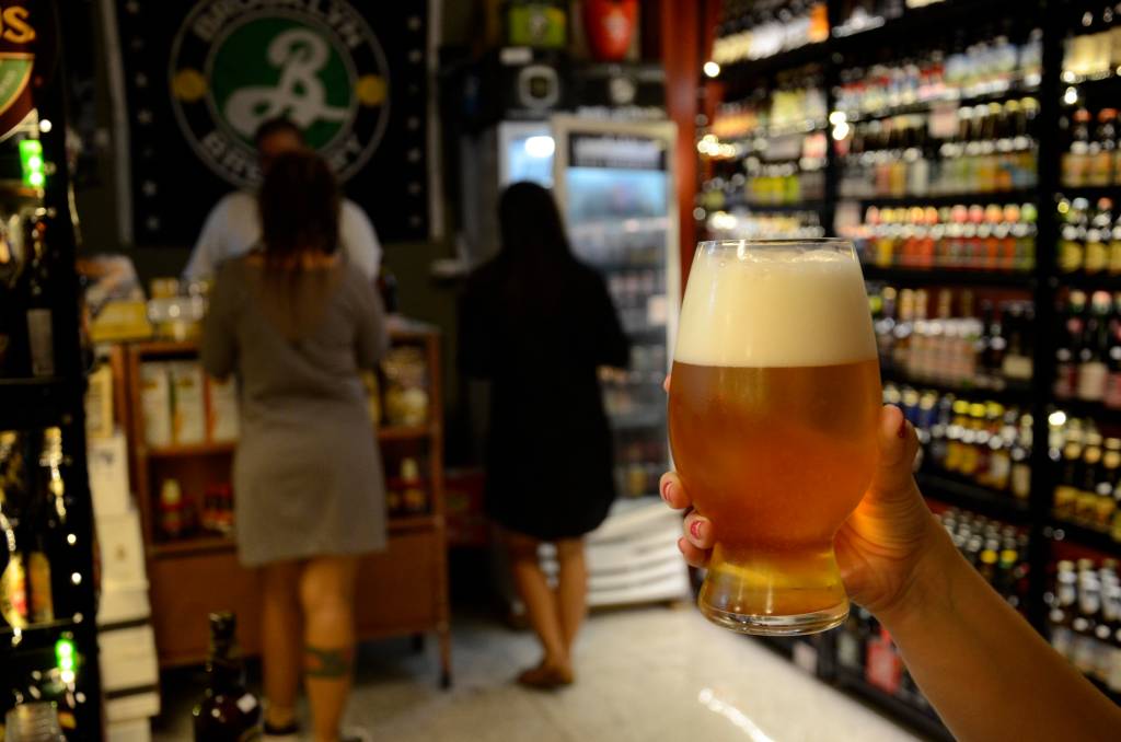 Novidades e invasões aportam em três bares esta semana