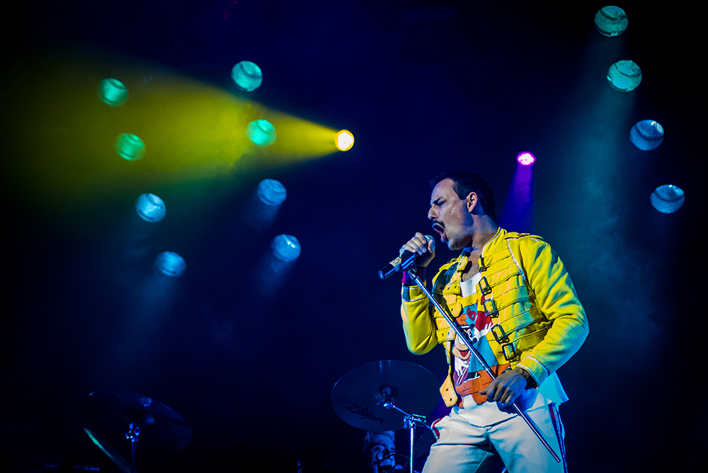 Onda de bandas-tributo domina a programação musical na cidade