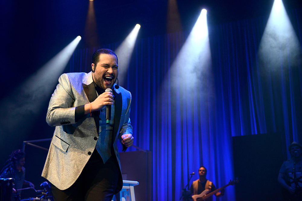 Espetáculo com atores de musicais celebra a diversidade