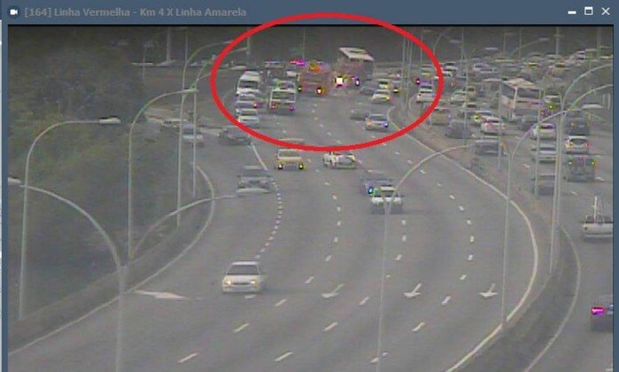 Acidente mata um e deixa dois feridos na Linha Vermelha