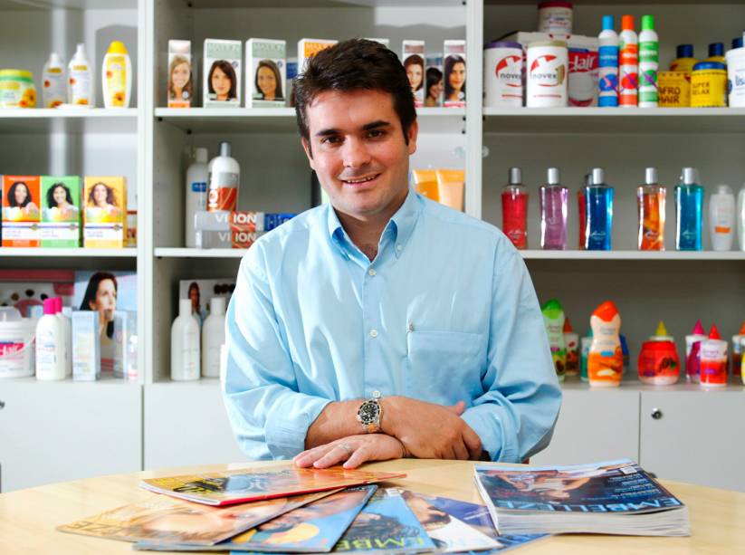 O filho predileto Jomar Beltrame, vice-presidente do grupo Embelleze: aumento de participação questionado pela mãe e pela ex-cunhada O filho predileto Jomar Beltrame, vice-presidente do grupo Embelleze: aumento de participação questionado pela mãe e pela ex-cunhada