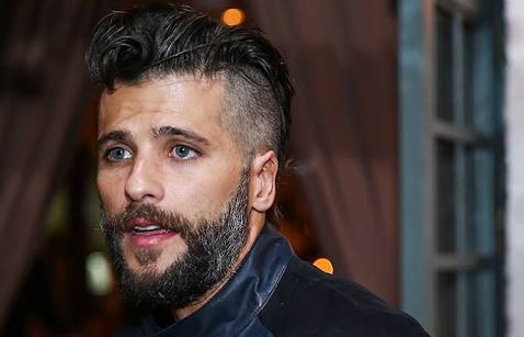 Bruno Gagliasso se revolta com Bolsonaro no UFC 212, no Rio